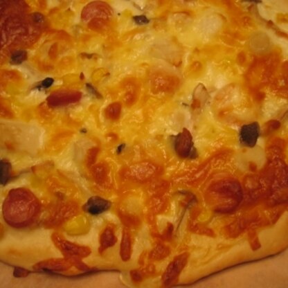 ホワイトソースのピザにしました♪

生地は扱いやすくて美味しかったです(*^^*)